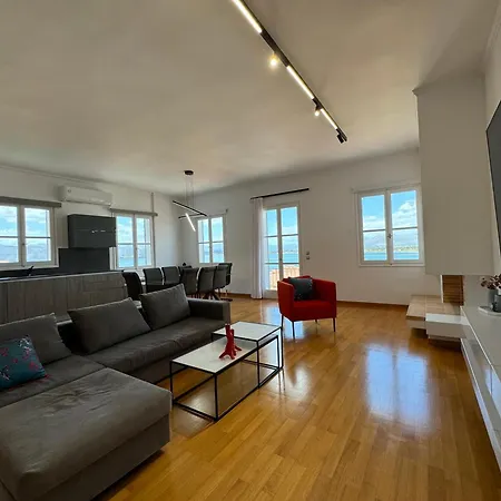S&f Luxury Apartamento Nauplia
